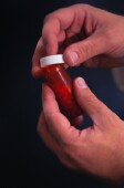 Almost Half of American Adults With HIV Don't Take Meds: Report