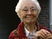 Some Elderly With Alzheimer's Brain Plaques Stay Sharp